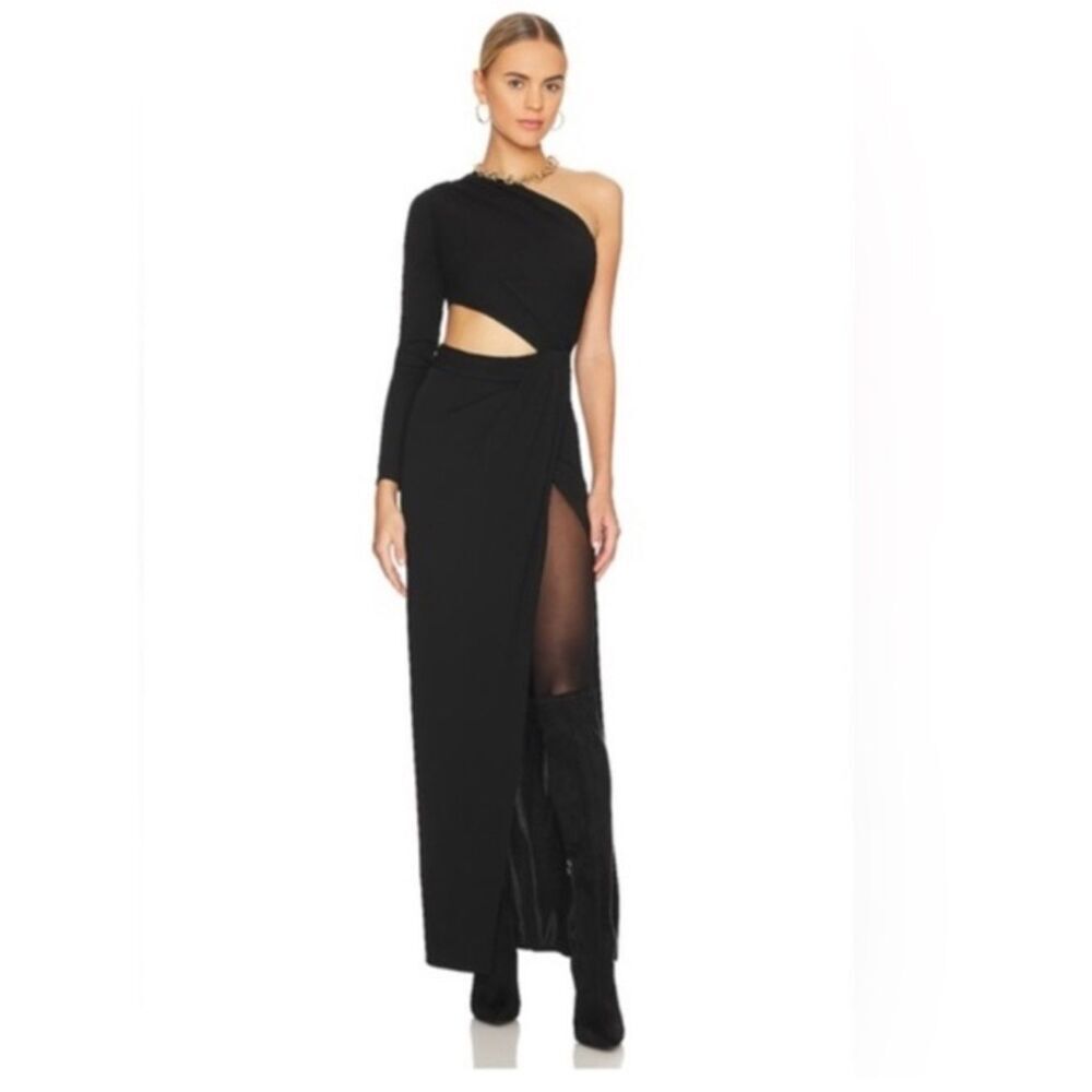 Ronny Kobo Lorinna Dress in Black Cut Out One
Shoulder
ii1